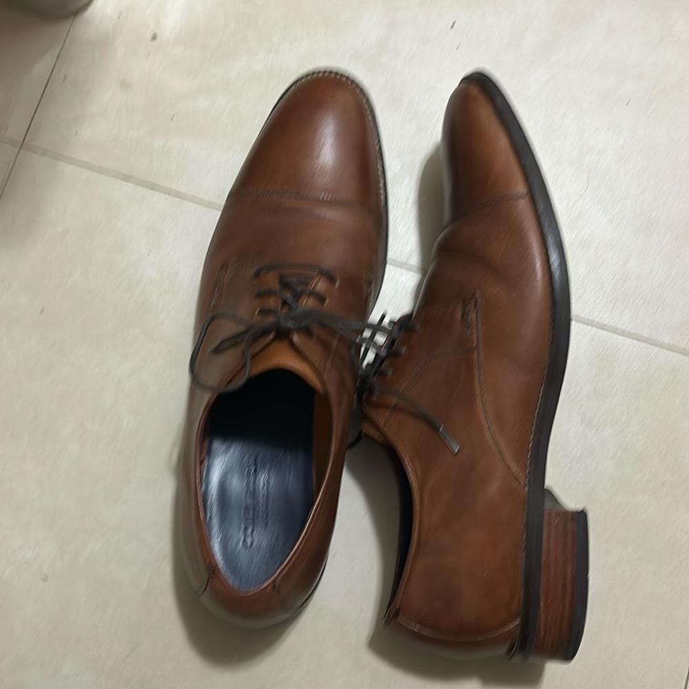 Beautiful Cole Haan men’s shoes.  Sz 13M. Cognac color. Fantastic condition